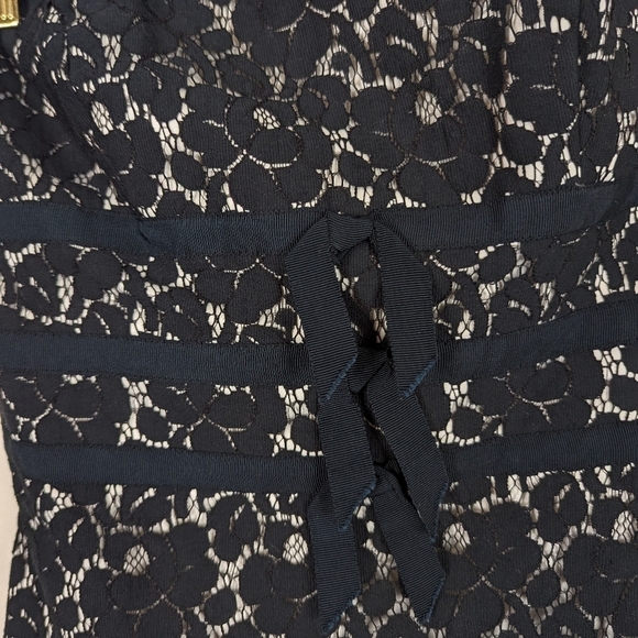 VINTAGE White House Black Market Y2K Black Lace Cotton Strapless Mini Dress - Picture 5 of 8